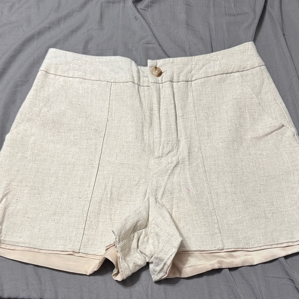Elegant High Waist Cream Women's Shorts